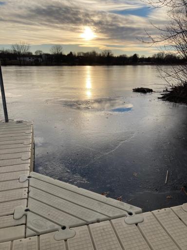 1407 Summit Shores Drive, Burnsville, MN 55306