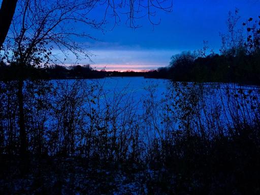 1407 Summit Shores Drive, Burnsville, MN 55306