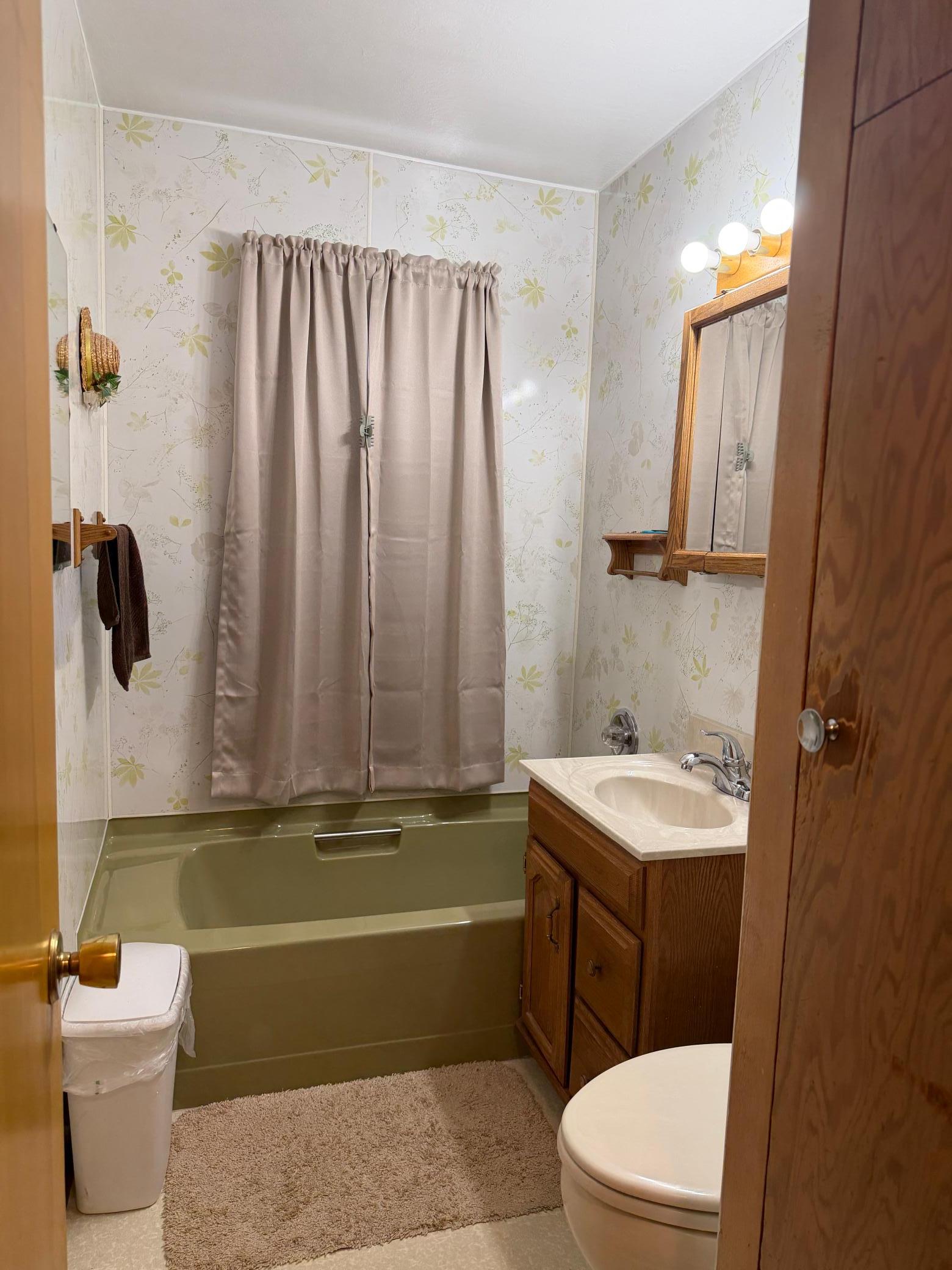 Main Floor Bathroom