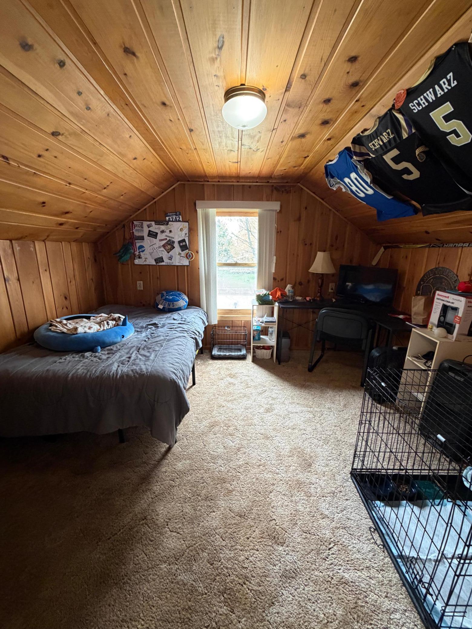 Upstairs Bedroom 1