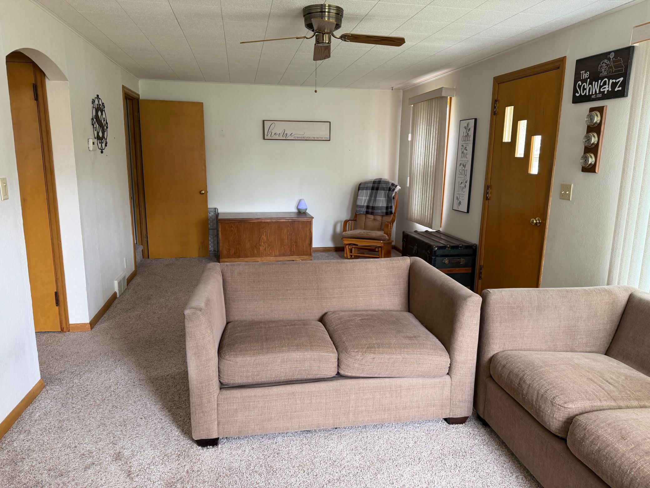 Frontroom