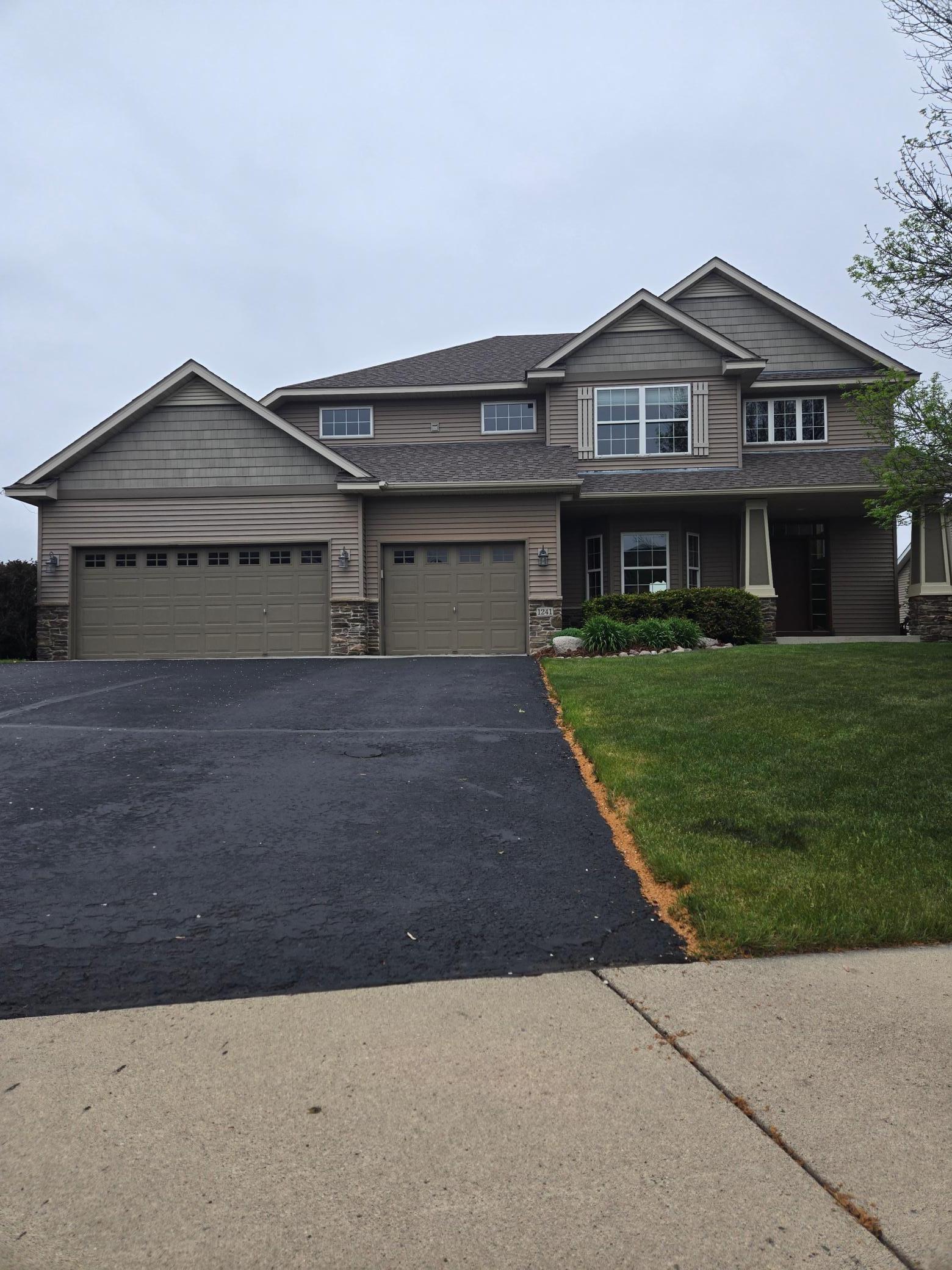 Gorgeous 2 story coming soon in Kings Highlands!