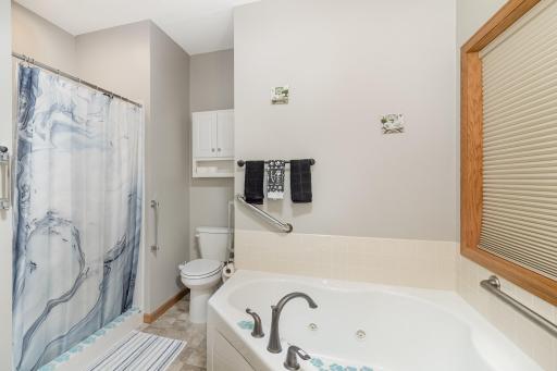 924 Mallard Lane, Belle Plaine, MN 56011