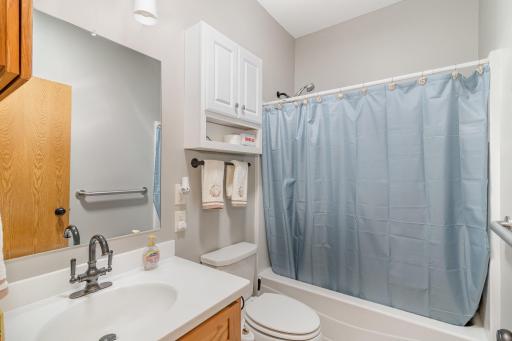 924 Mallard Lane, Belle Plaine, MN 56011