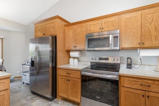 924 Mallard Lane, Belle Plaine, MN 56011