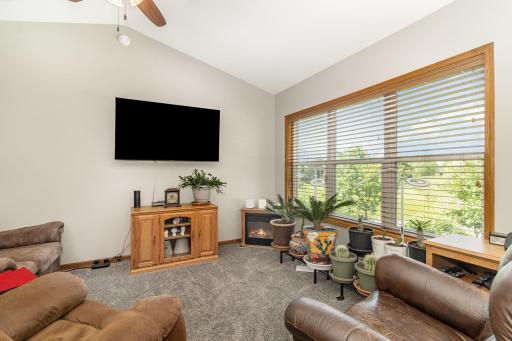 924 Mallard Lane, Belle Plaine, MN 56011