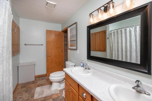 5714 49th Avenue NW, Rochester, MN 55901