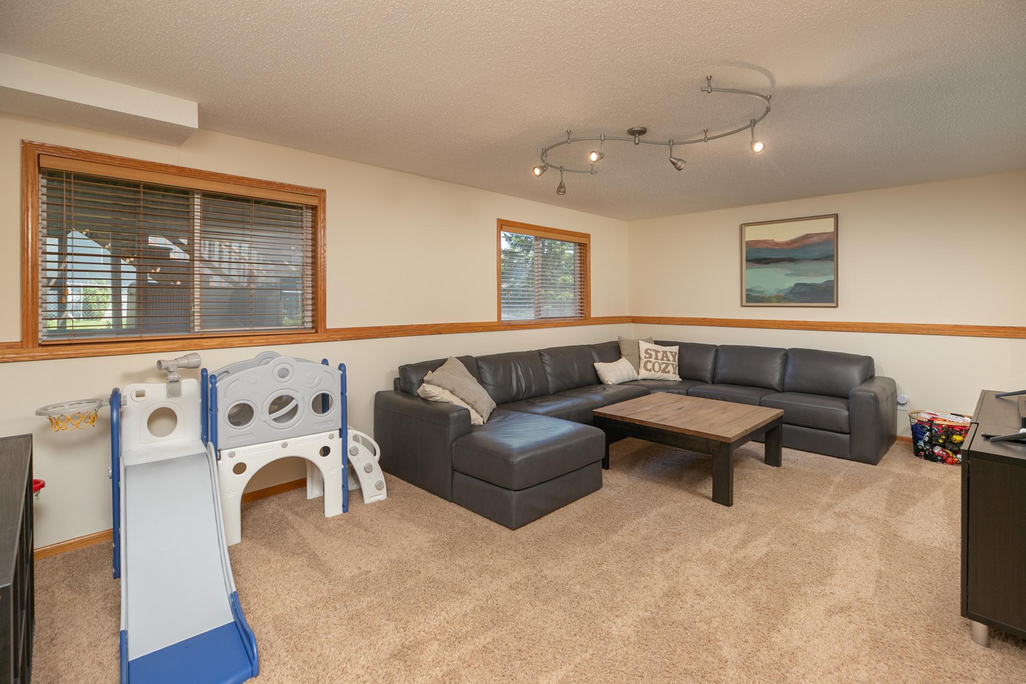 5714 49th Ave NW 26-26-Family Room.jpg
