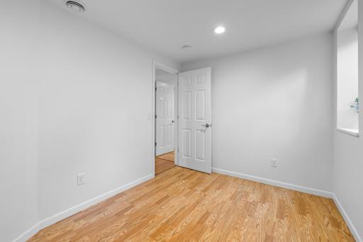 350 Arcwood Road, Mahtomedi, MN 55115