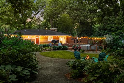 350 Arcwood Road, Mahtomedi, MN 55115