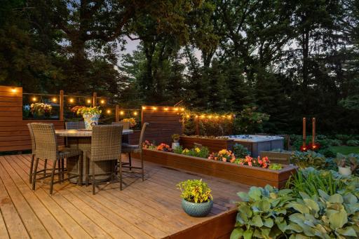 350 Arcwood Road, Mahtomedi, MN 55115