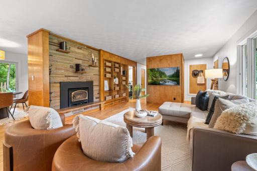 350 Arcwood Road, Mahtomedi, MN 55115