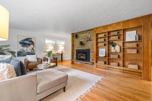 350 Arcwood Road, Mahtomedi, MN 55115