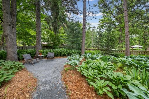 350 Arcwood Road, Mahtomedi, MN 55115