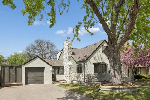 4515 Welcome Avenue N, Minneapolis, MN 55422