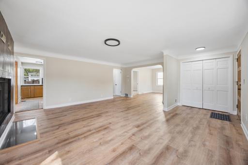 4515 Welcome Avenue N, Minneapolis, MN 55422