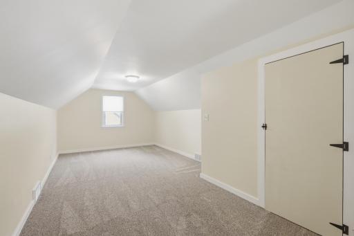 1108 Oakdale Avenue, Saint Paul, MN 55118