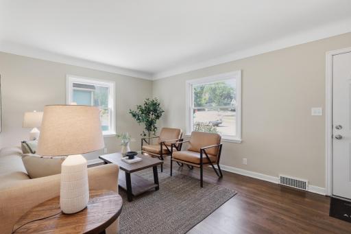 1108 Oakdale Avenue, Saint Paul, MN 55118