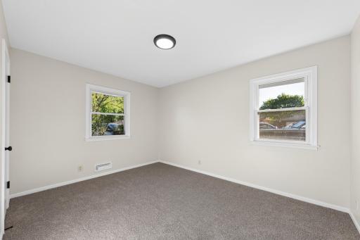 8159 Grafton Avenue S, Cottage Grove, MN 55016