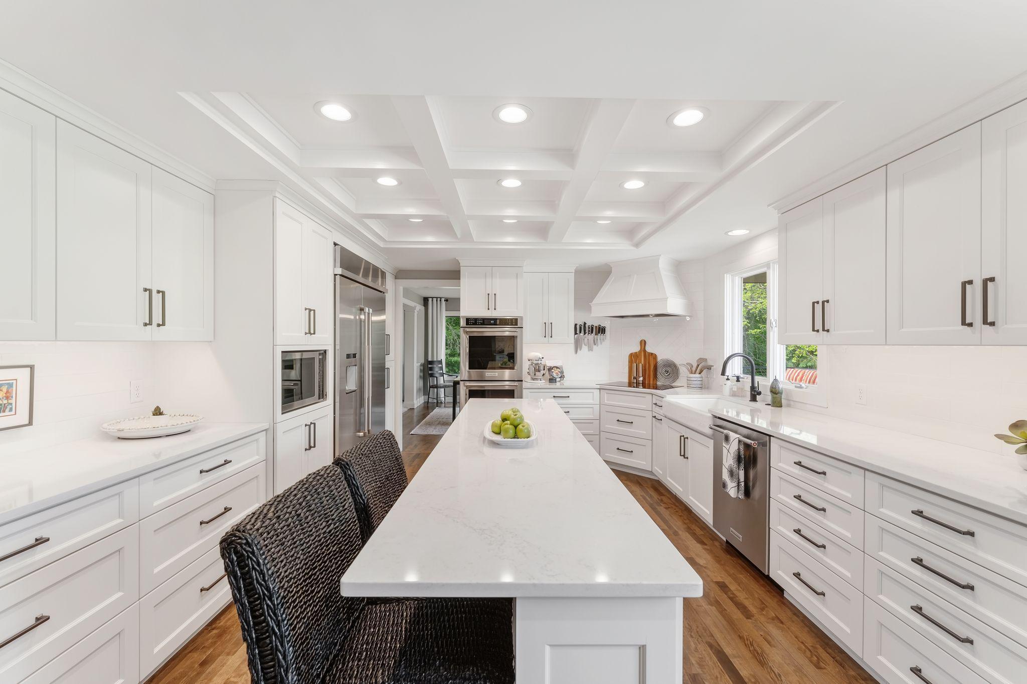 Cambria quartz tops this nearly 9' long island
