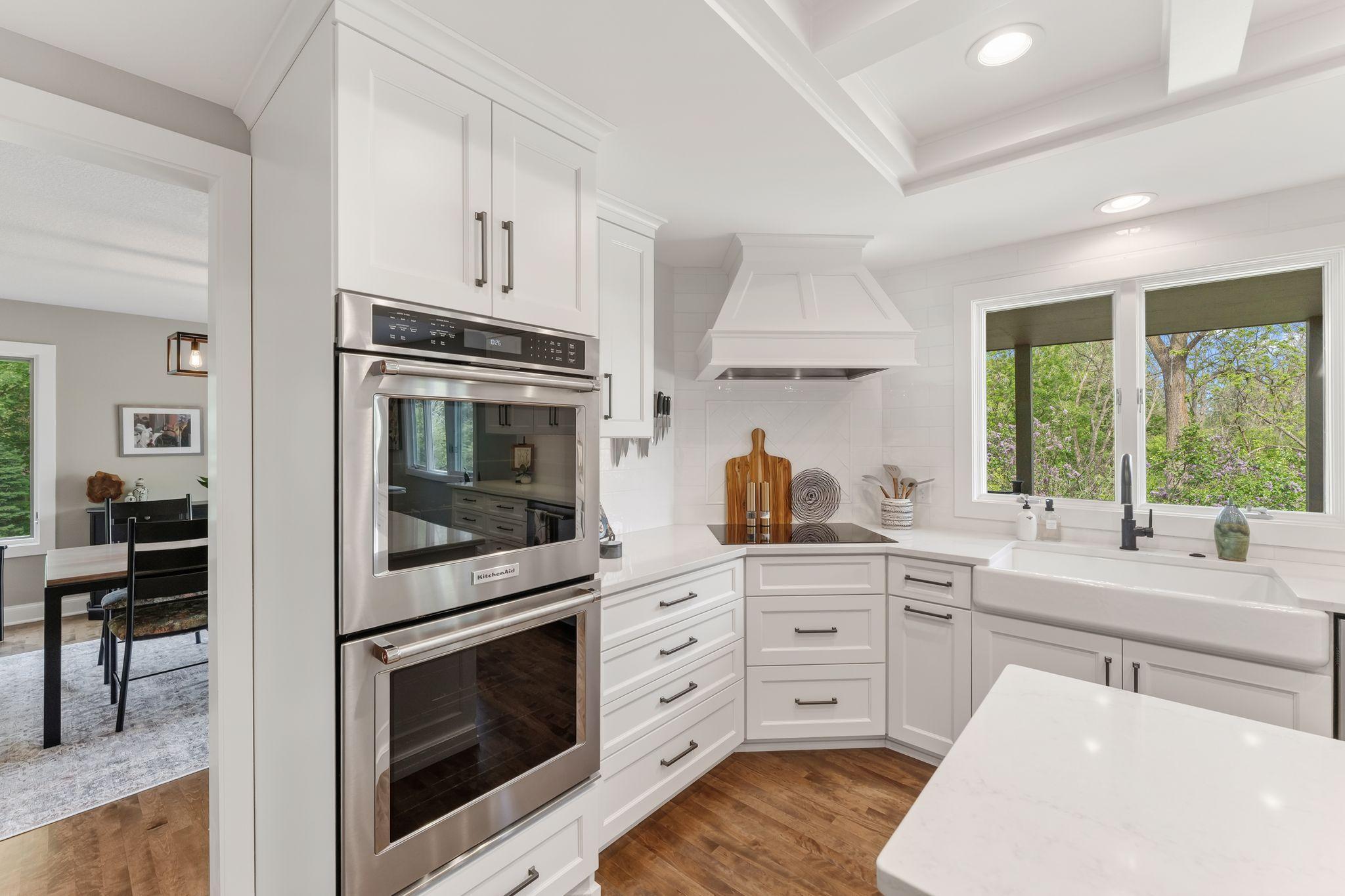 High end appliances and functional work spaces make this a chef's dream.