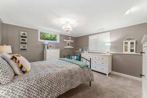 1555 Smith Avenue S, West Saint Paul, MN 55118