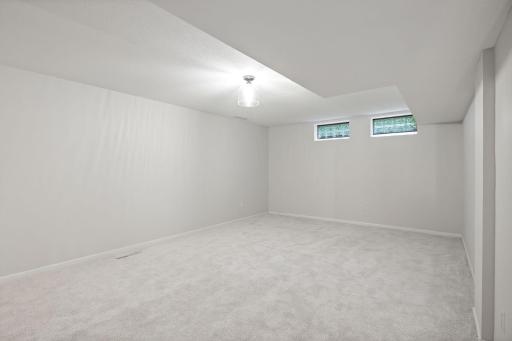 1555 Smith Avenue S, West Saint Paul, MN 55118