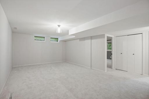 1555 Smith Avenue S, West Saint Paul, MN 55118