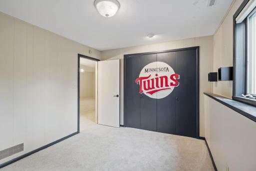 1555 Smith Avenue S, West Saint Paul, MN 55118