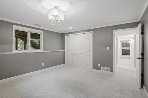 1555 Smith Avenue S, West Saint Paul, MN 55118