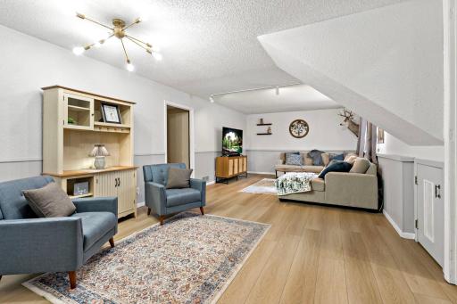 19-web-or-mls-312 Circle Ln SE St Michael MN_0020.jpg