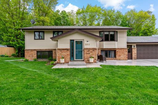 2-web-or-mls-312 Circle Ln SE St Michael MN_0003.jpg
