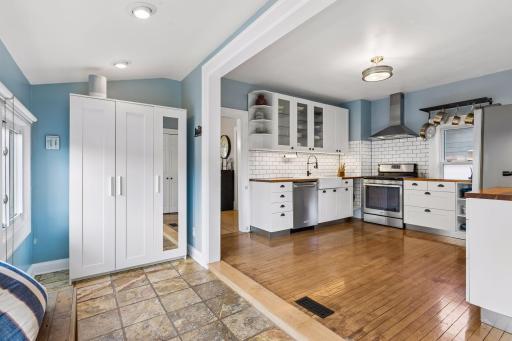 719 Quincy Street NE, Minneapolis, MN 55413