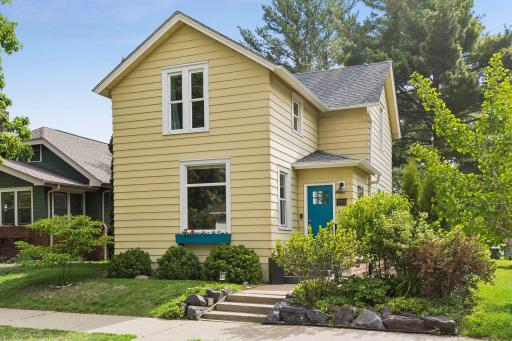 719 Quincy Street NE, Minneapolis, MN 55413