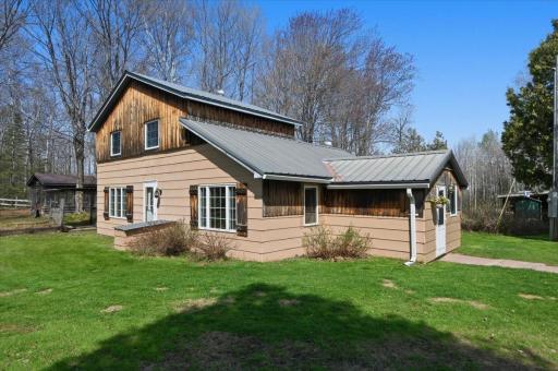 7211 S State Road 35, Foxboro, WI 54836