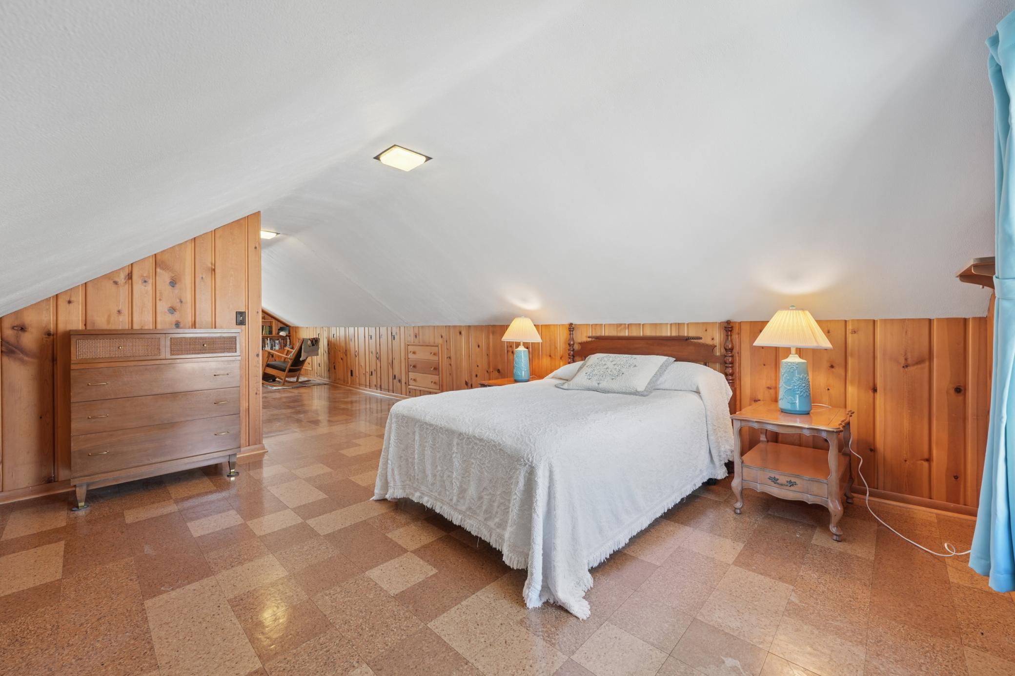 Turn it into a master suite