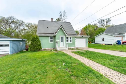 1119 N Lake Street, Fergus Falls, MN 56537