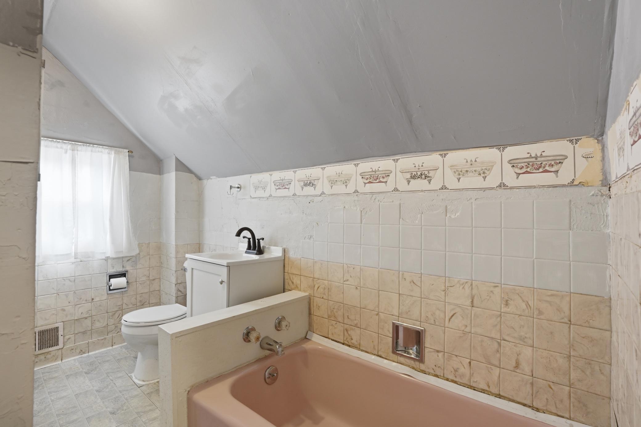Upper bathroom