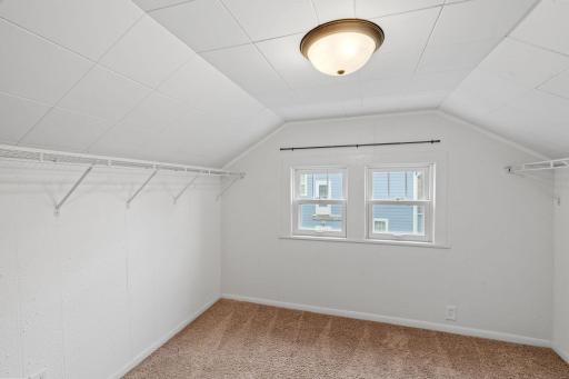 215 E 48th Street, Minneapolis, MN 55419