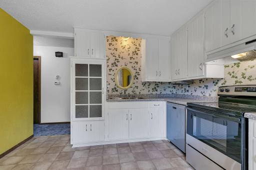827 10th Avenue SE, Saint Cloud, MN 56304
