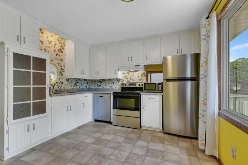 827 10th Avenue SE, Saint Cloud, MN 56304