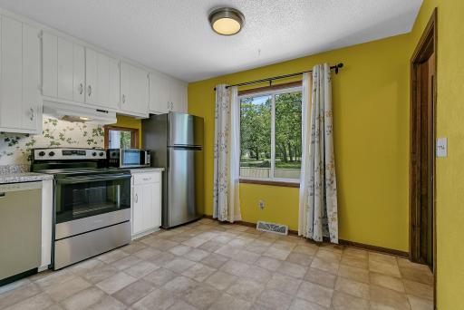 827 10th Avenue SE, Saint Cloud, MN 56304