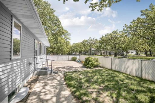 827 10th Avenue SE, Saint Cloud, MN 56304