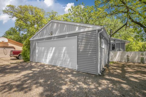 827 10th Avenue SE, Saint Cloud, MN 56304