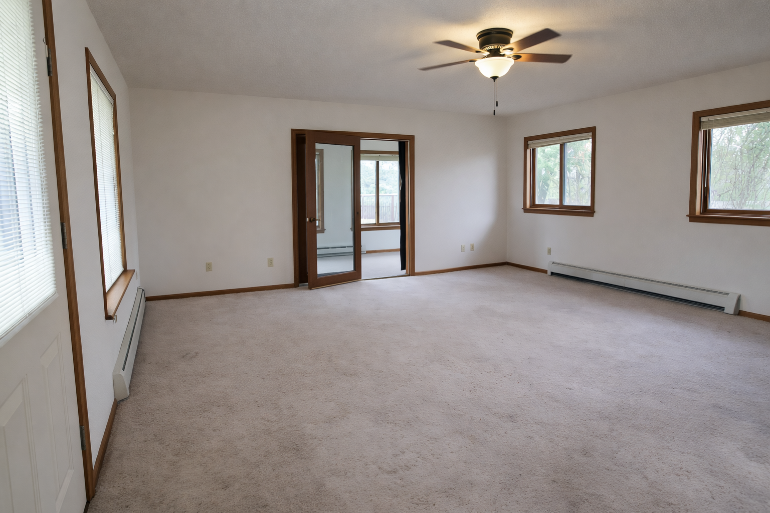 2nd main floor living/entertainment room