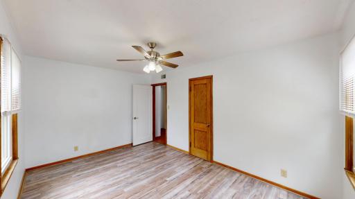 813 Pillsbury Avenue, Albert Lea, MN 56007