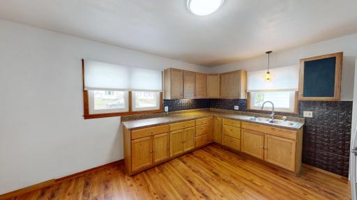 813 Pillsbury Avenue, Albert Lea, MN 56007