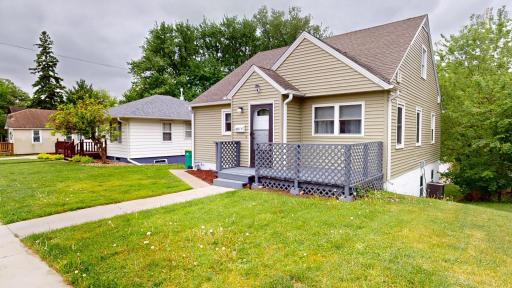 813 Pillsbury Avenue, Albert Lea, MN 56007
