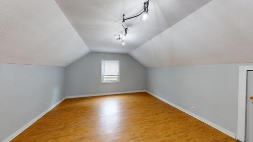 813 Pillsbury Avenue, Albert Lea, MN 56007