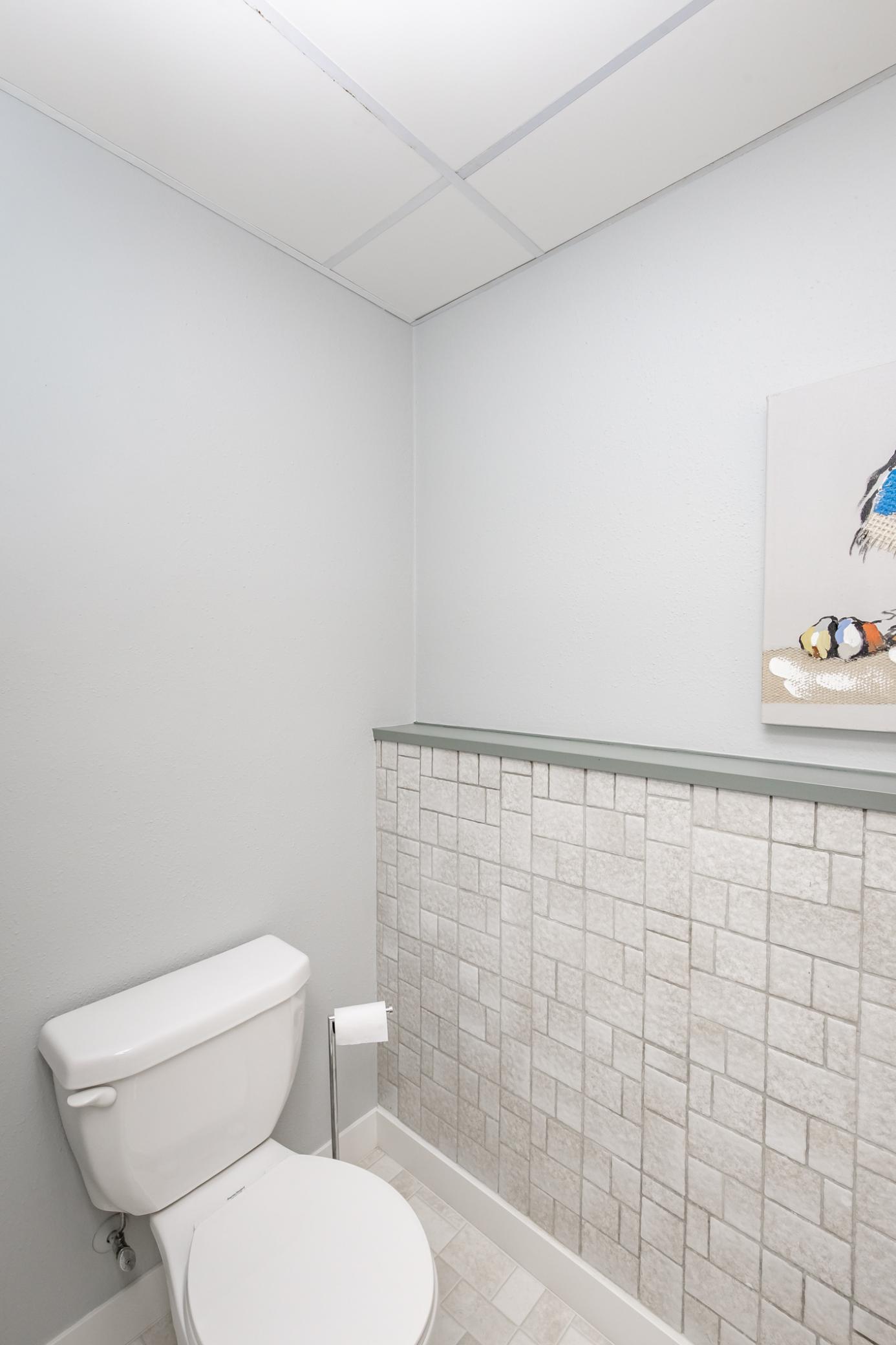 Bathroom 3 - Half